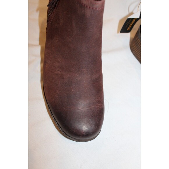Teva Burgundy Leather Anaya Chelsea | Mercari Teva Women Size 9.5 Anaya Side Zip Burgundy Leather Waterproof Booties NWOB